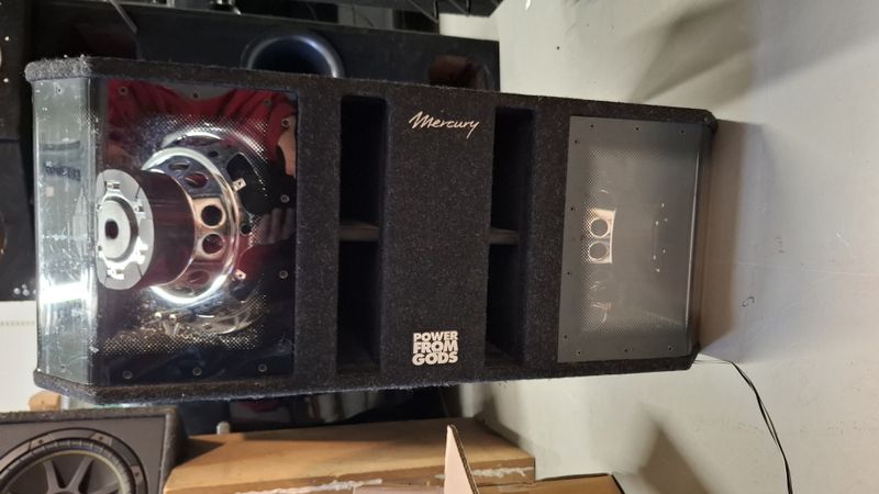 Brukt! HiFonics MR10DUAL. 2x10