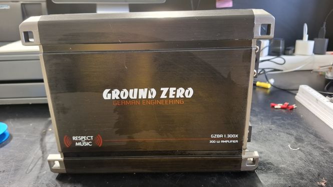 Hovedbilde Brukt! Ground Zero GZBA 1.300X 1x 200wRMS 4ohm / ...