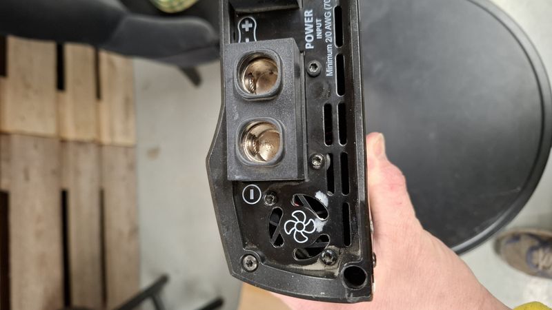 Brukt! Taramps MD12000.1 12000wRMS i 1ohm, 7200wRMS i 2ohm. 